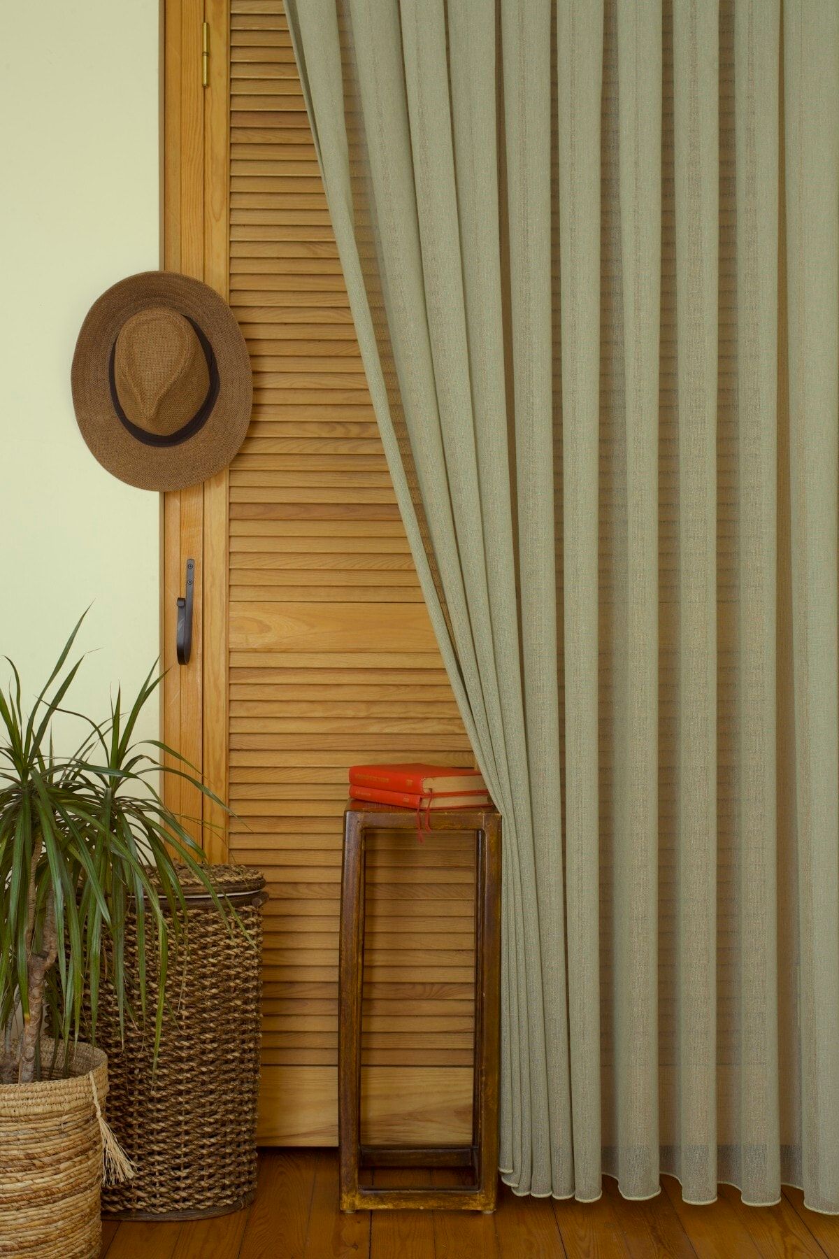 Massarelli Fantezi Bukle Tül Yeşil 1-3 Sık Pile
