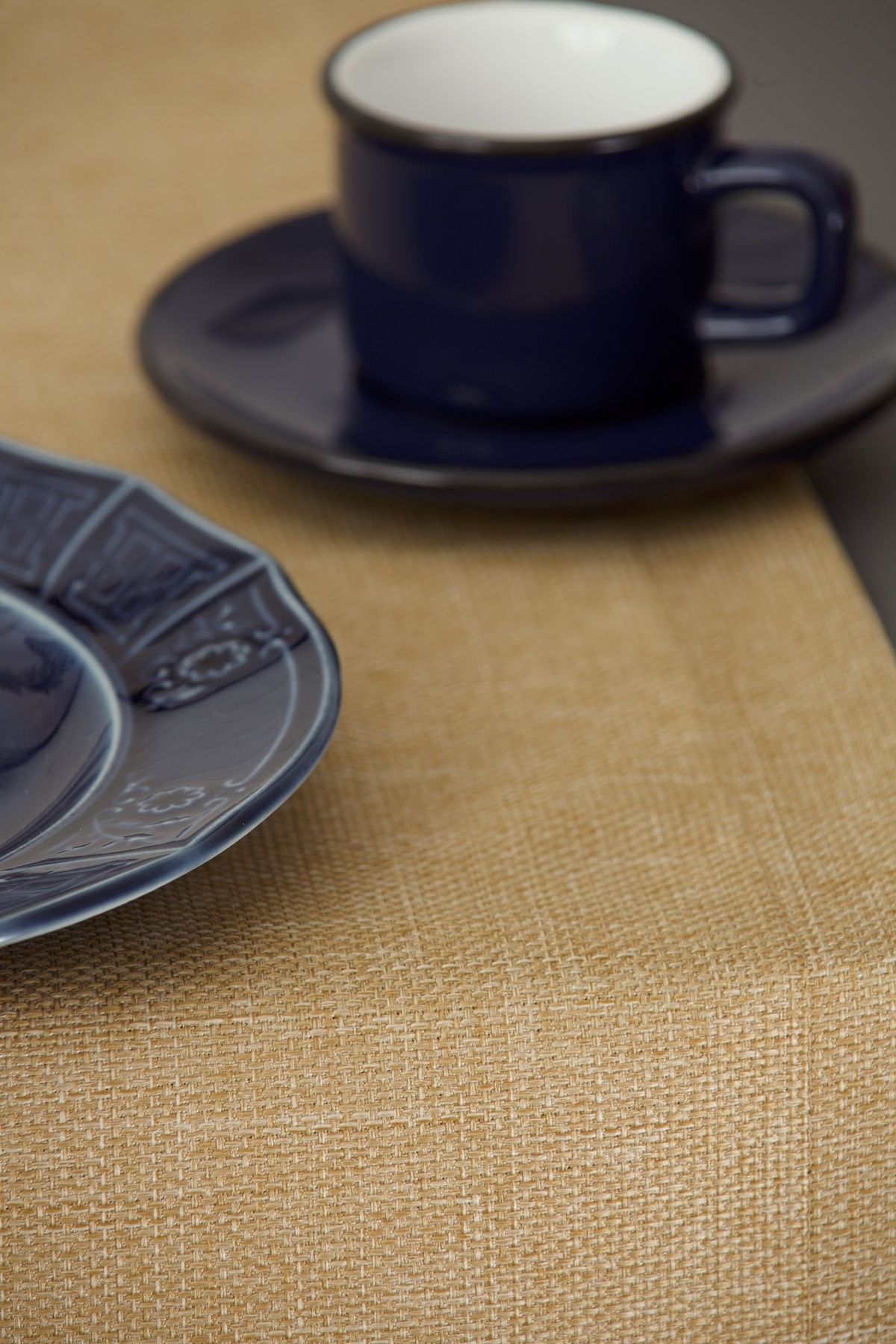 Massarelli Düz Keten Deve Tüyü Rengi Runner 40x140 cm